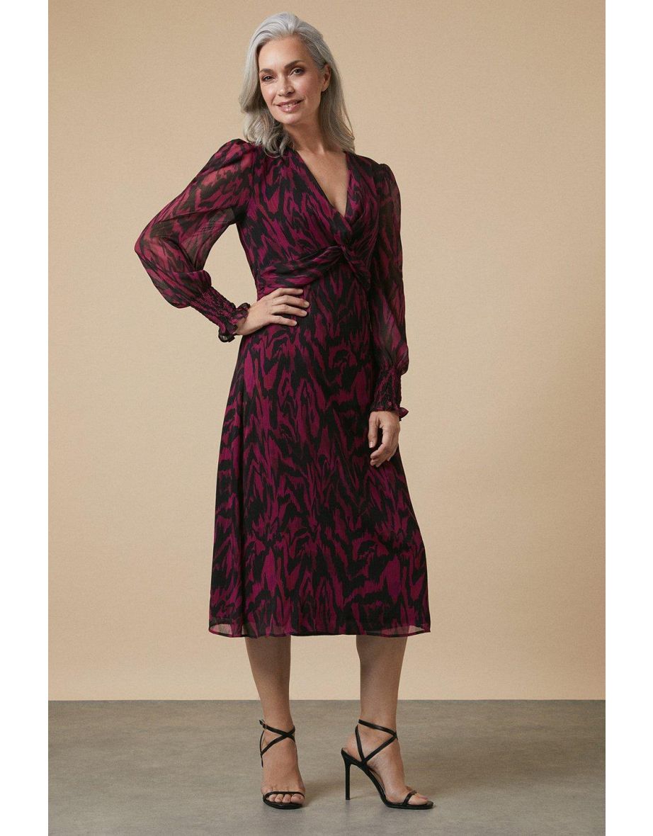 Oasis tiger hot sale wrap dress