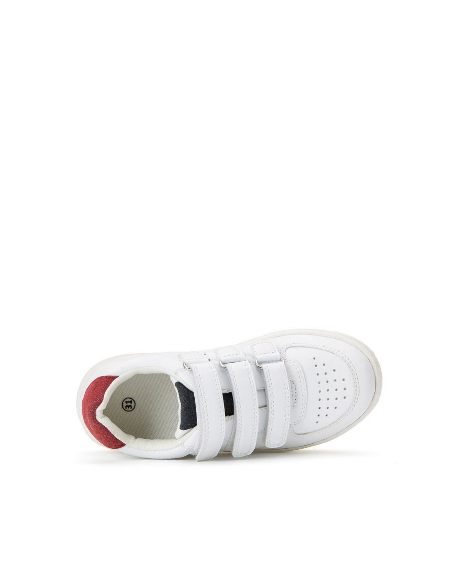 Kids Trainers with Touch 'n' Close Fastening - 3
