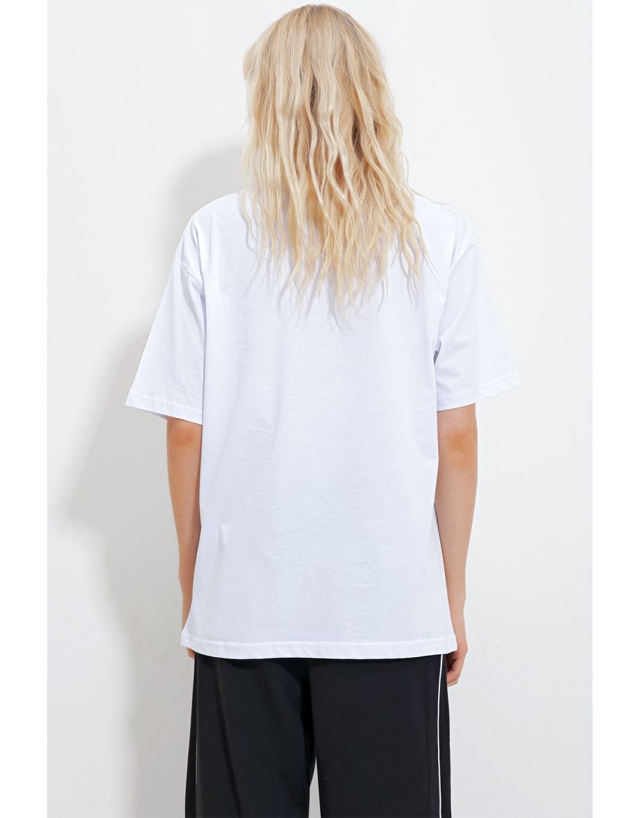 Women's White Crew Neck Stoned Elephant Printed Oversize T-Shirt - 4