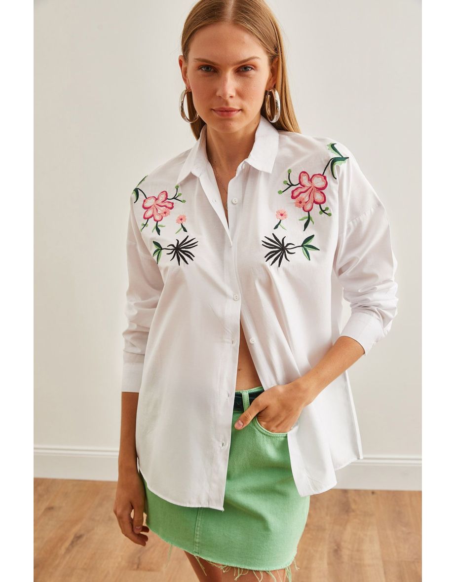 Women's Lily White Embroidery Detailed Oversize Woven Shirt