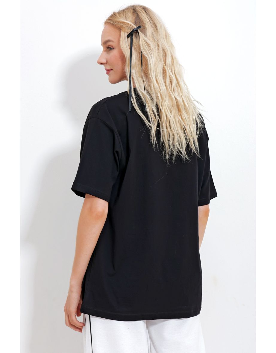 Women's Black Crew Neck Stoned Elephant Printed Oversize T-Shirt - 4