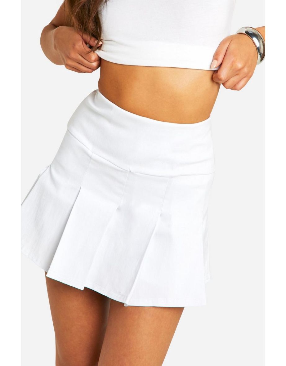Pleated Tennis Skort - white - 3