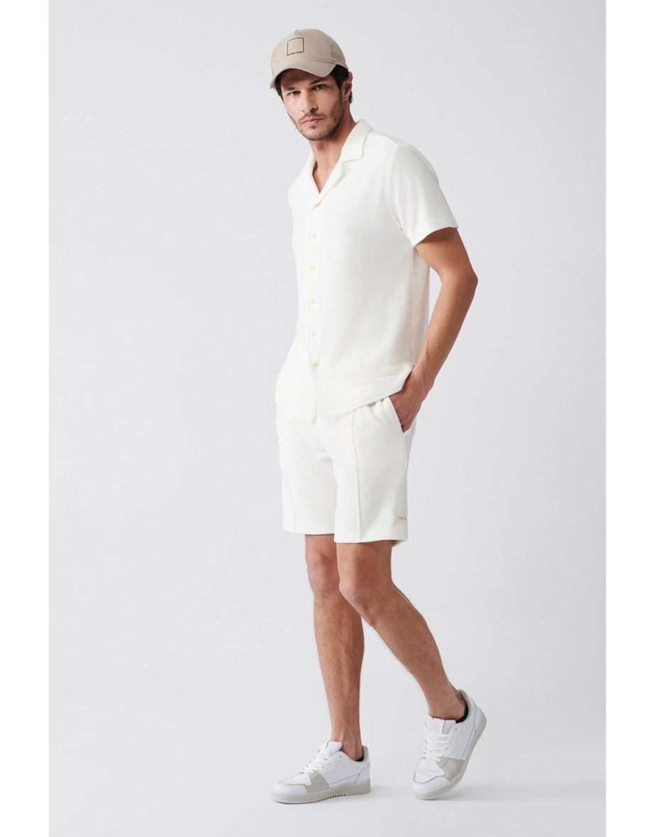 Men's White Side Pocket Ribbed Standard Fit Normal Cut Daily Sports Towel Shorts