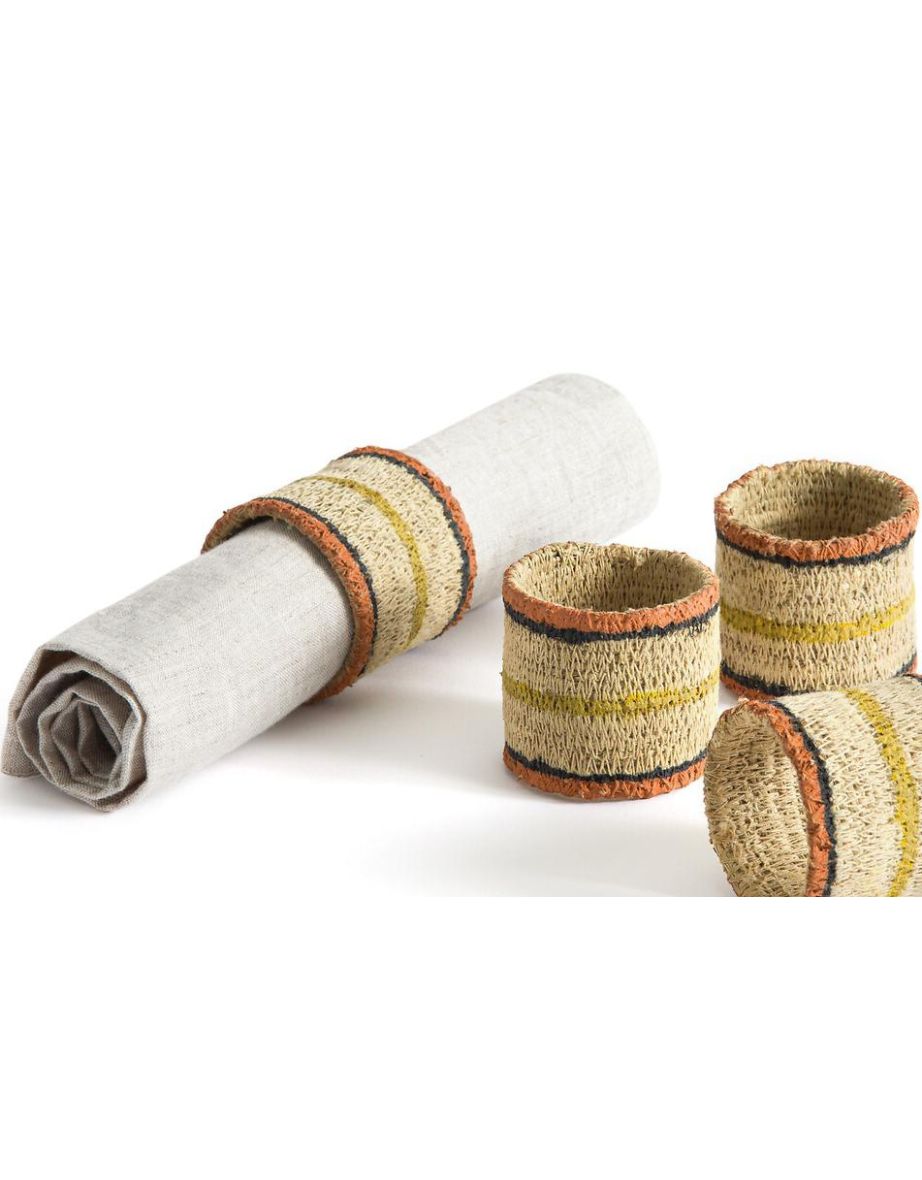Set of 4 Jutor Woven Straw Napkin Rings