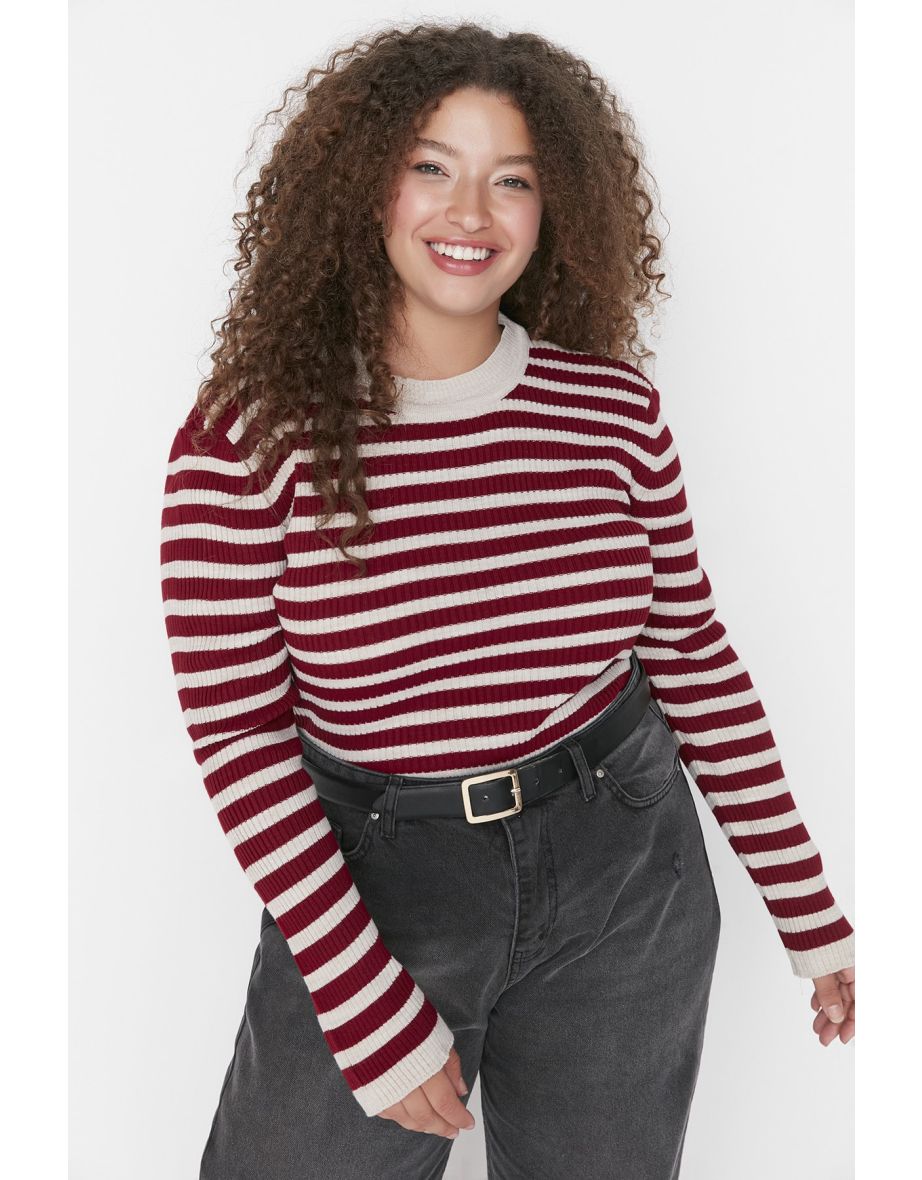 Plus Size Sweater - Burgundy - Regular fit