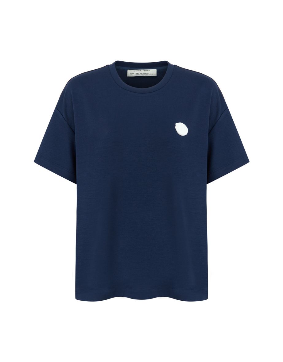 Basic T-shirt with Logo Design - 4