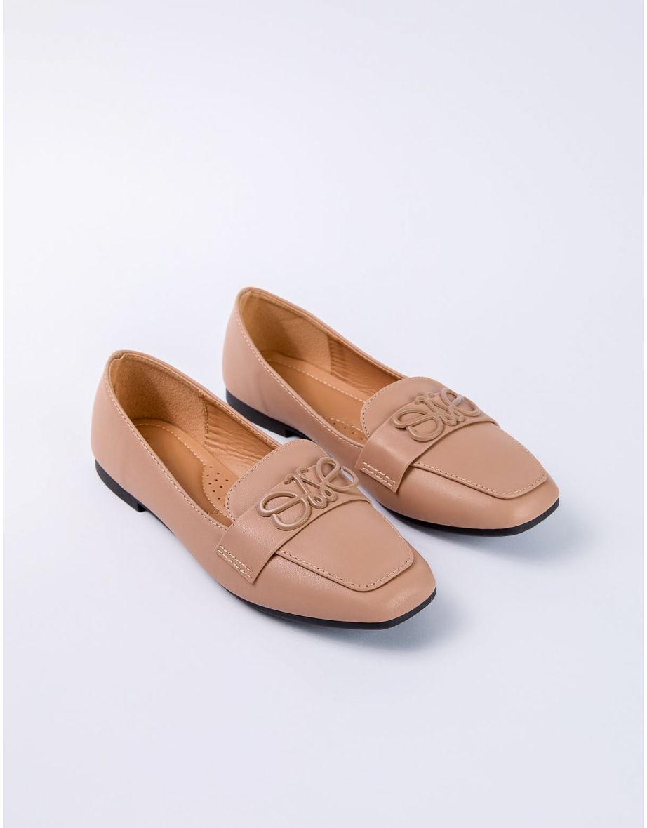 Butterfly Detail Loafer