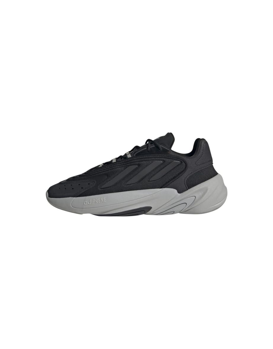 Women's adidas Originals Originals Ozelia Trainers in Black - 11