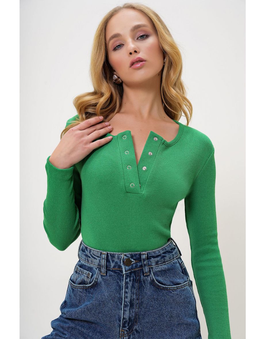 Women's Green Snap-On Camisole top