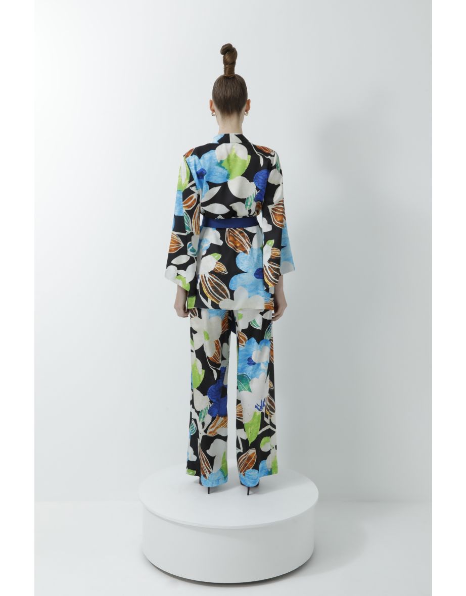 Black Kimono Suit With Comfortable Cut Trousers With Colorful Floral Pattern - 3