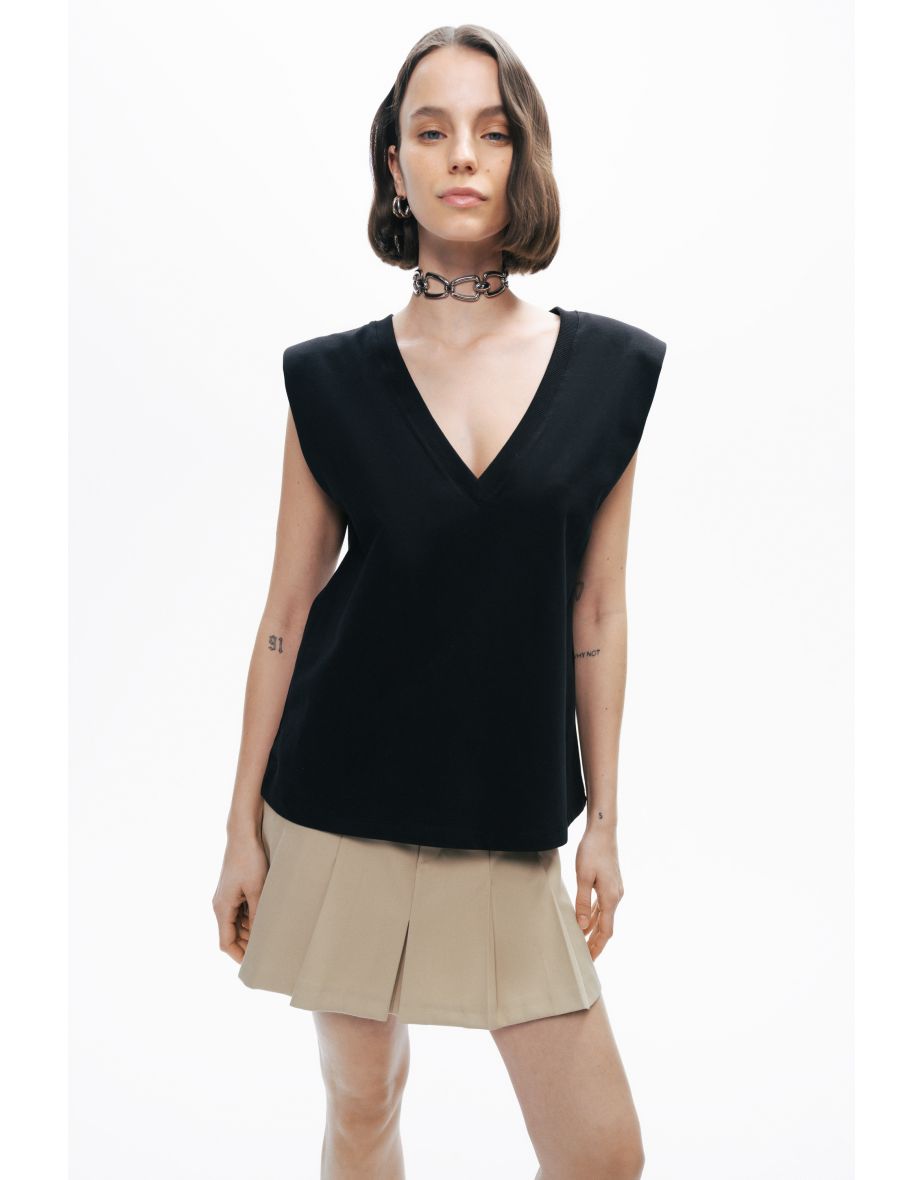 V-Neck Padded T-Shirt