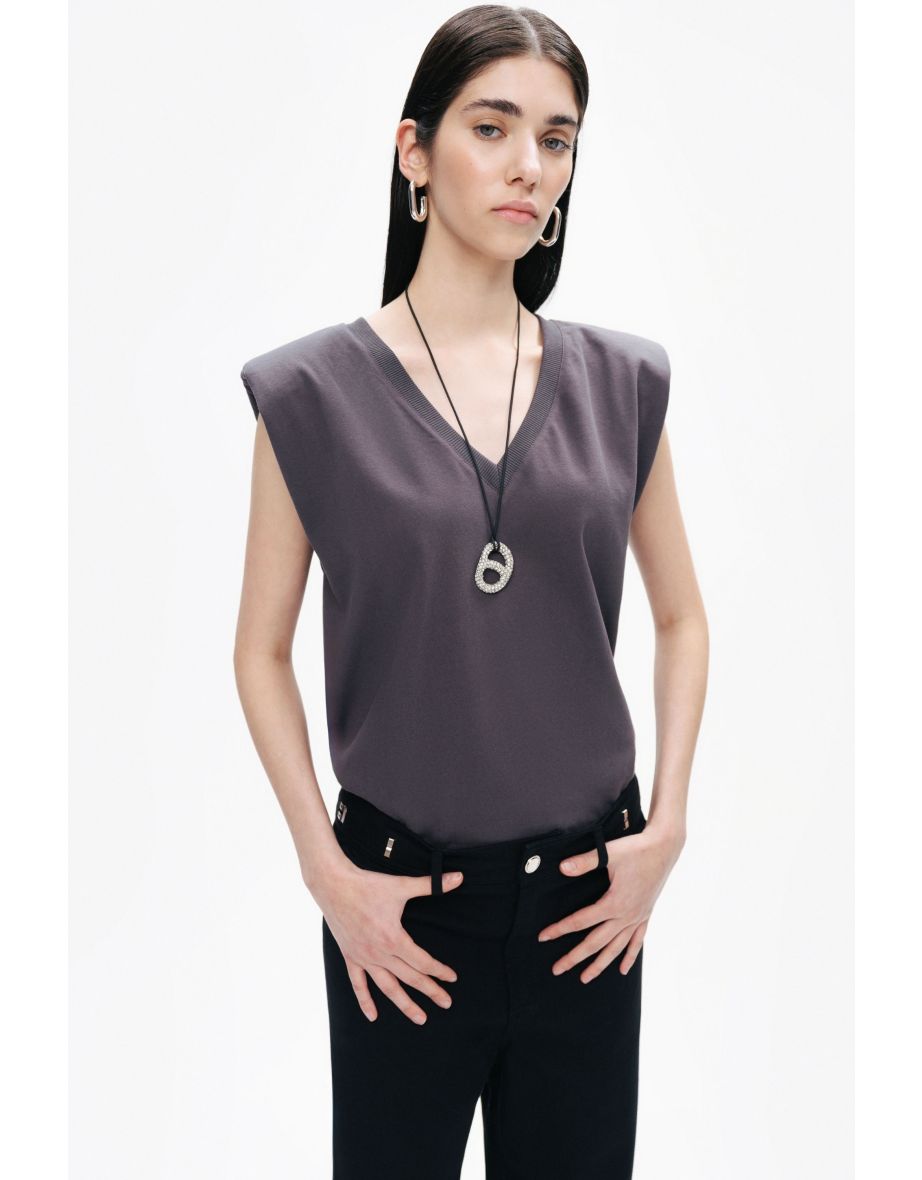 V-Neck Padded T-Shirt