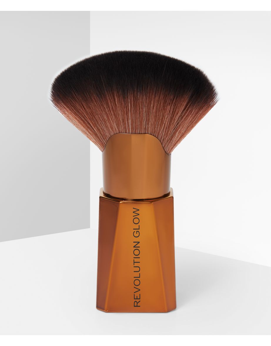 Glow Splendour Fan Highlighting Brush