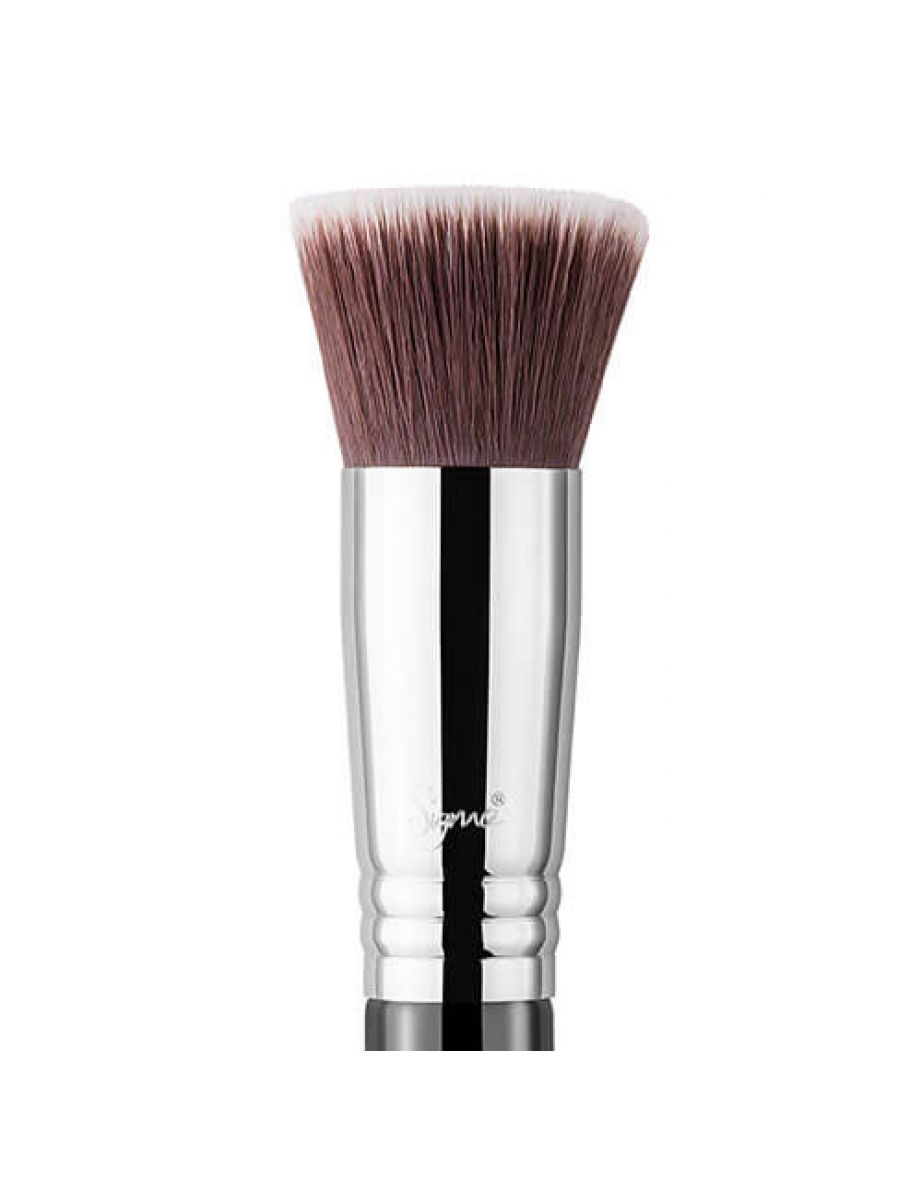 F80 Flat Kabuki Brush - 1