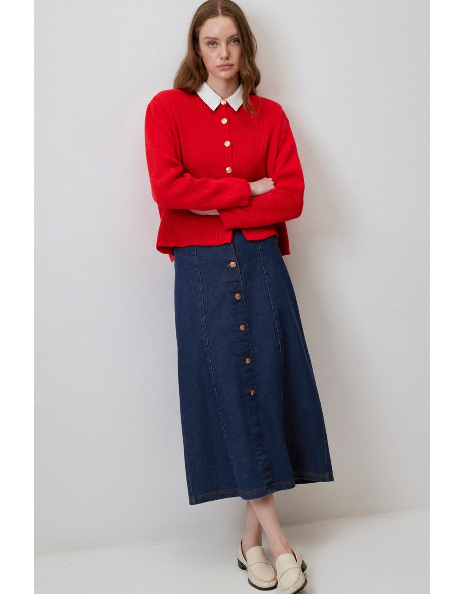 SHORT CARDIGAN WITH GOLD BUTTONS