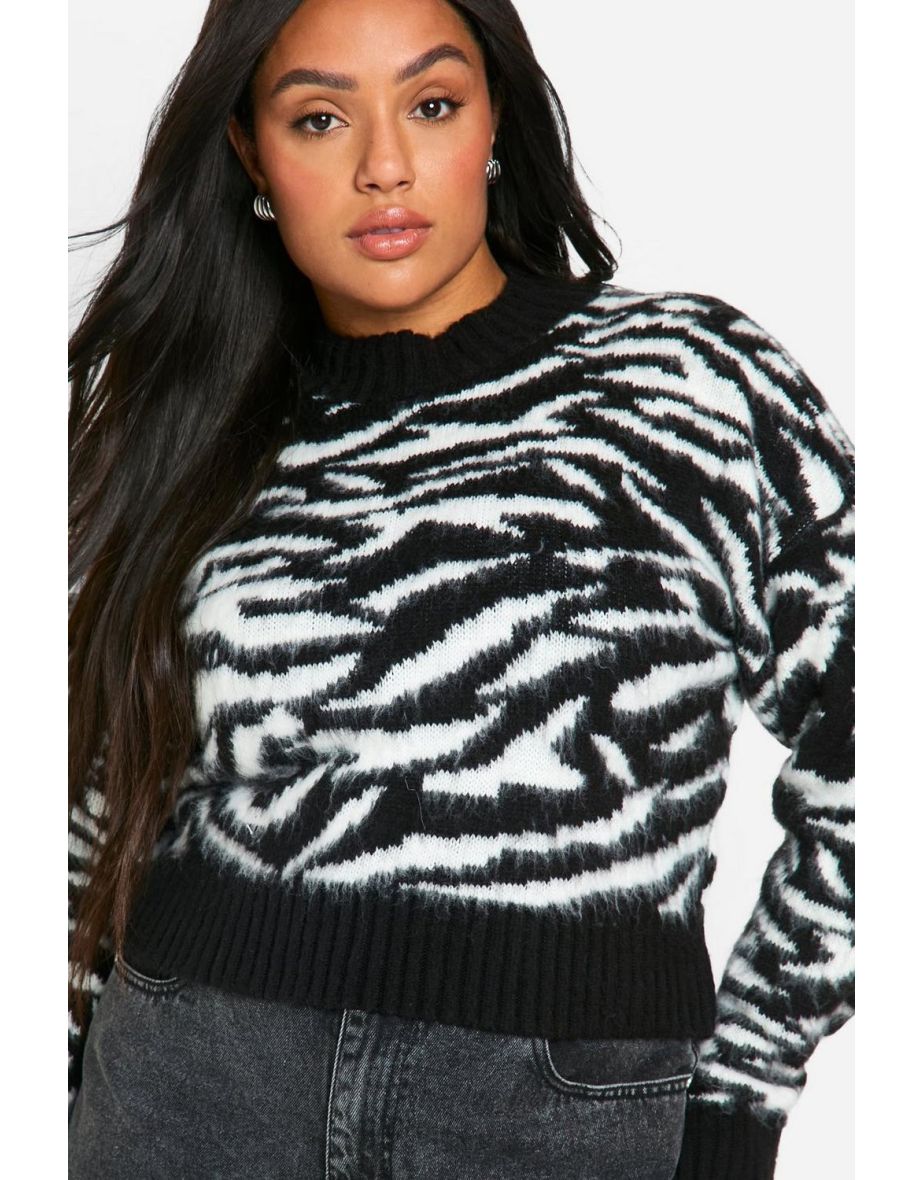 Plus Brushed Zebra Cropped Jumper - black - 3