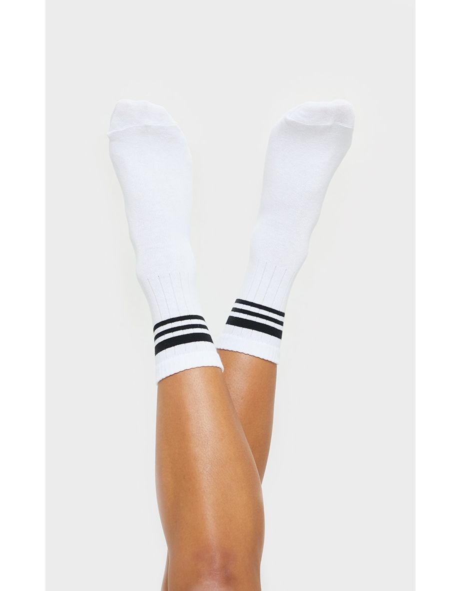 White Stripe Sports Socks
