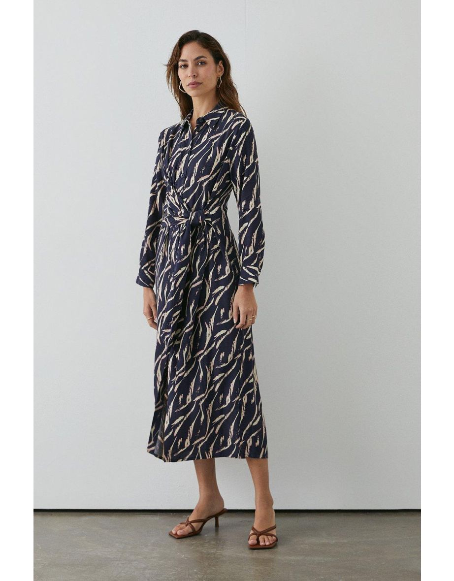 Warehouse feather print hot sale midi shirt dress