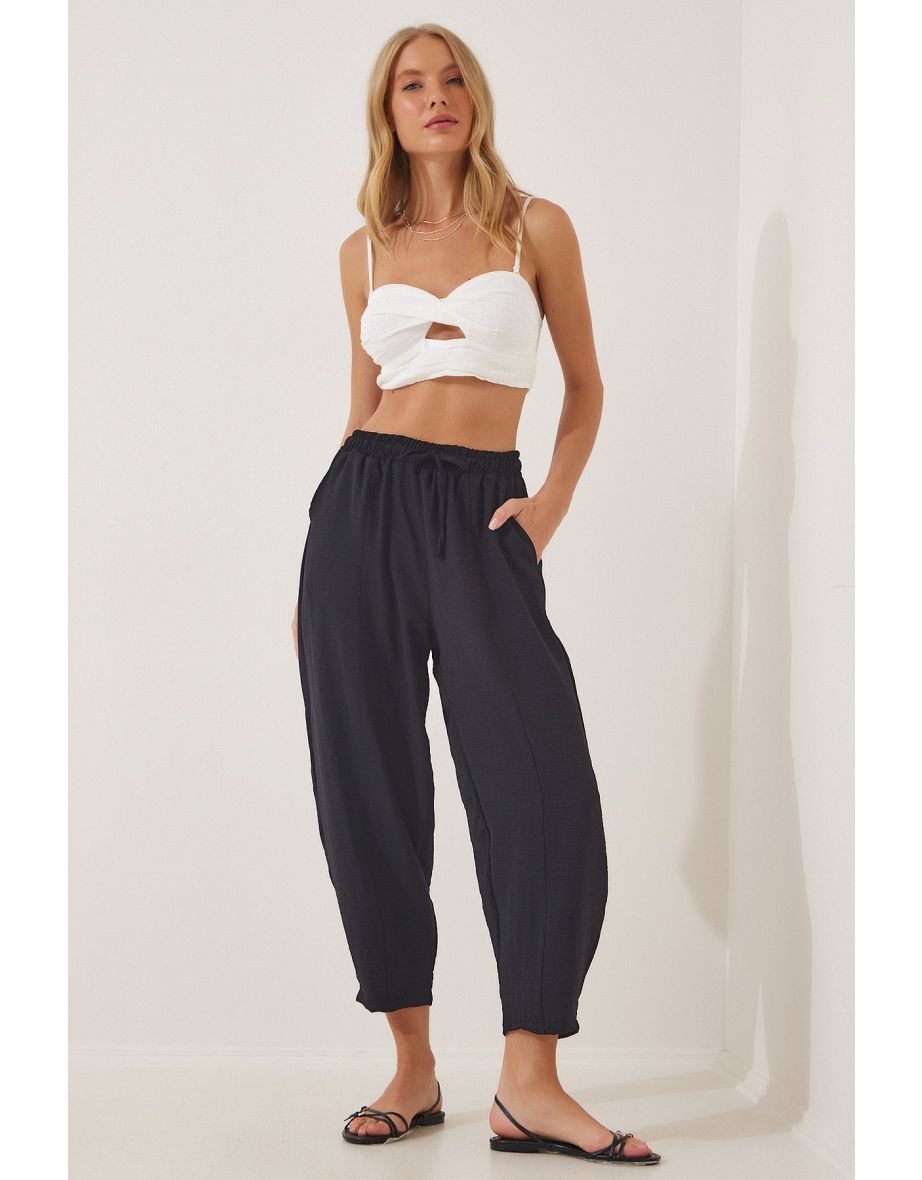 Pants - Black - Carrot pants