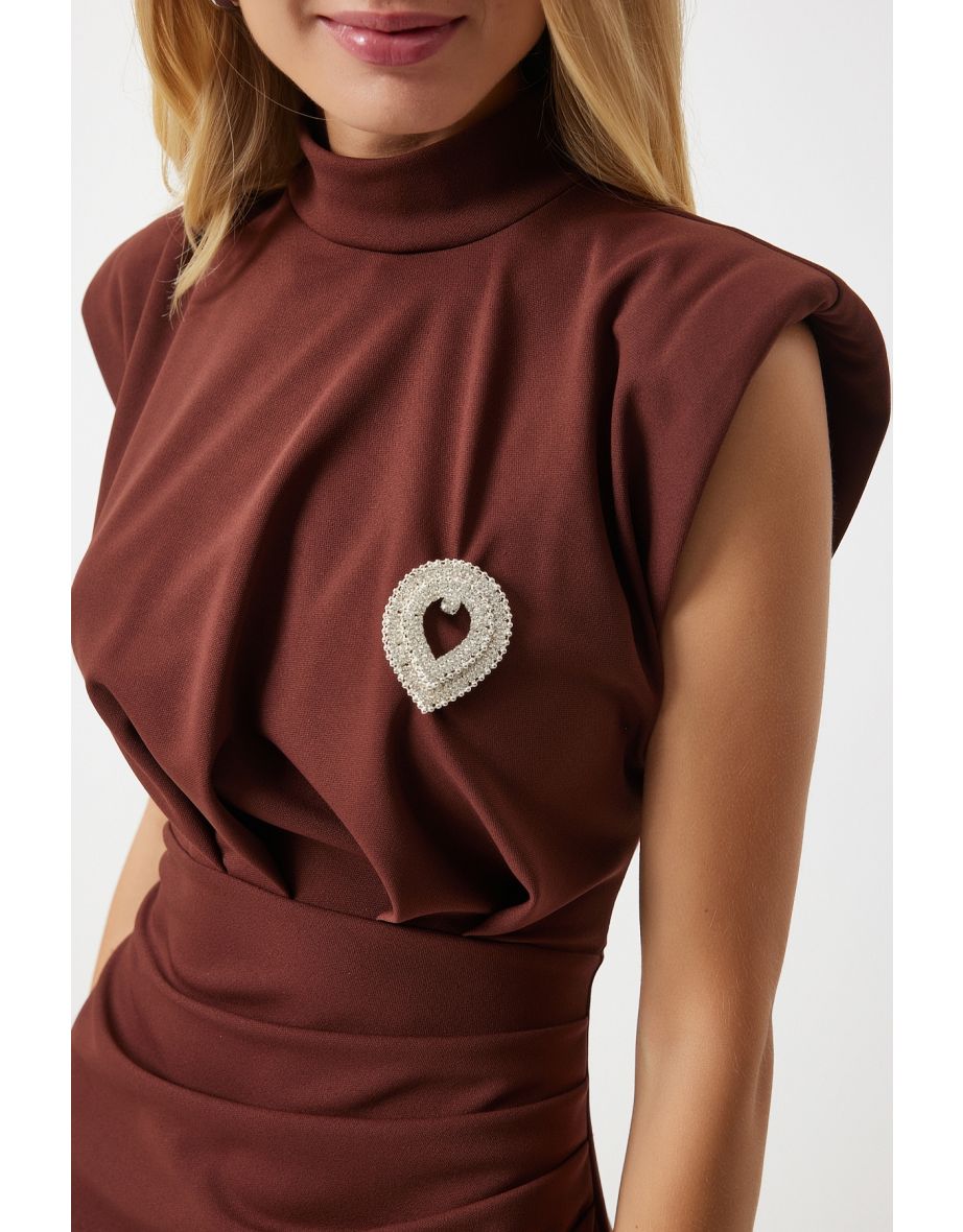 Women's Brown Stylish Brooch Gathered Saran Knitted Dress - 6