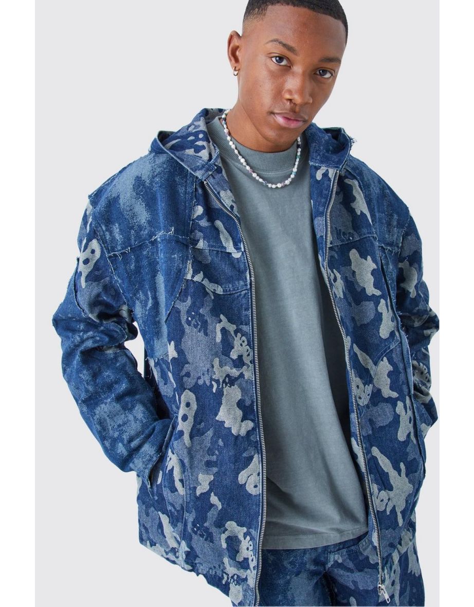 Camo jacket with store blue fur hood