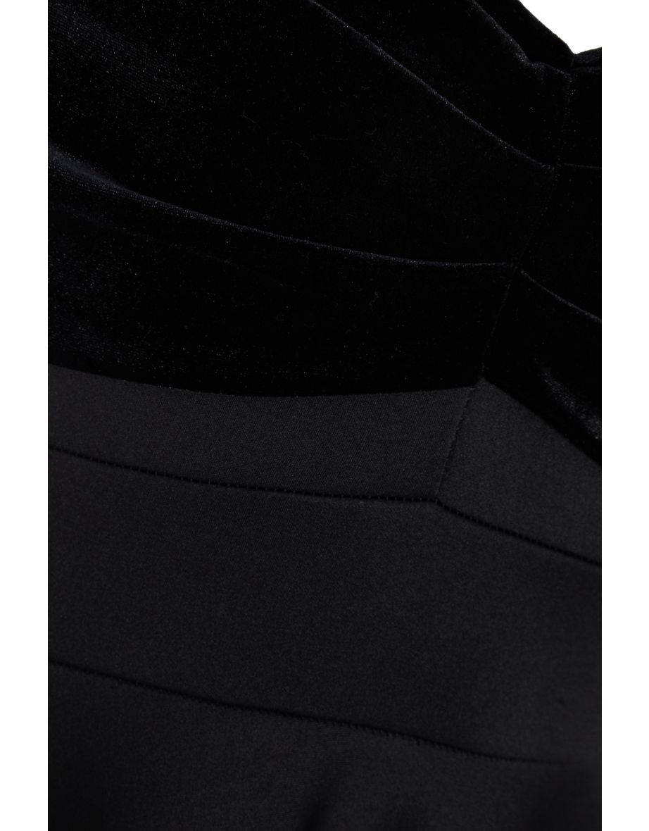 Black Velvet Neckline Skater Dress - 5