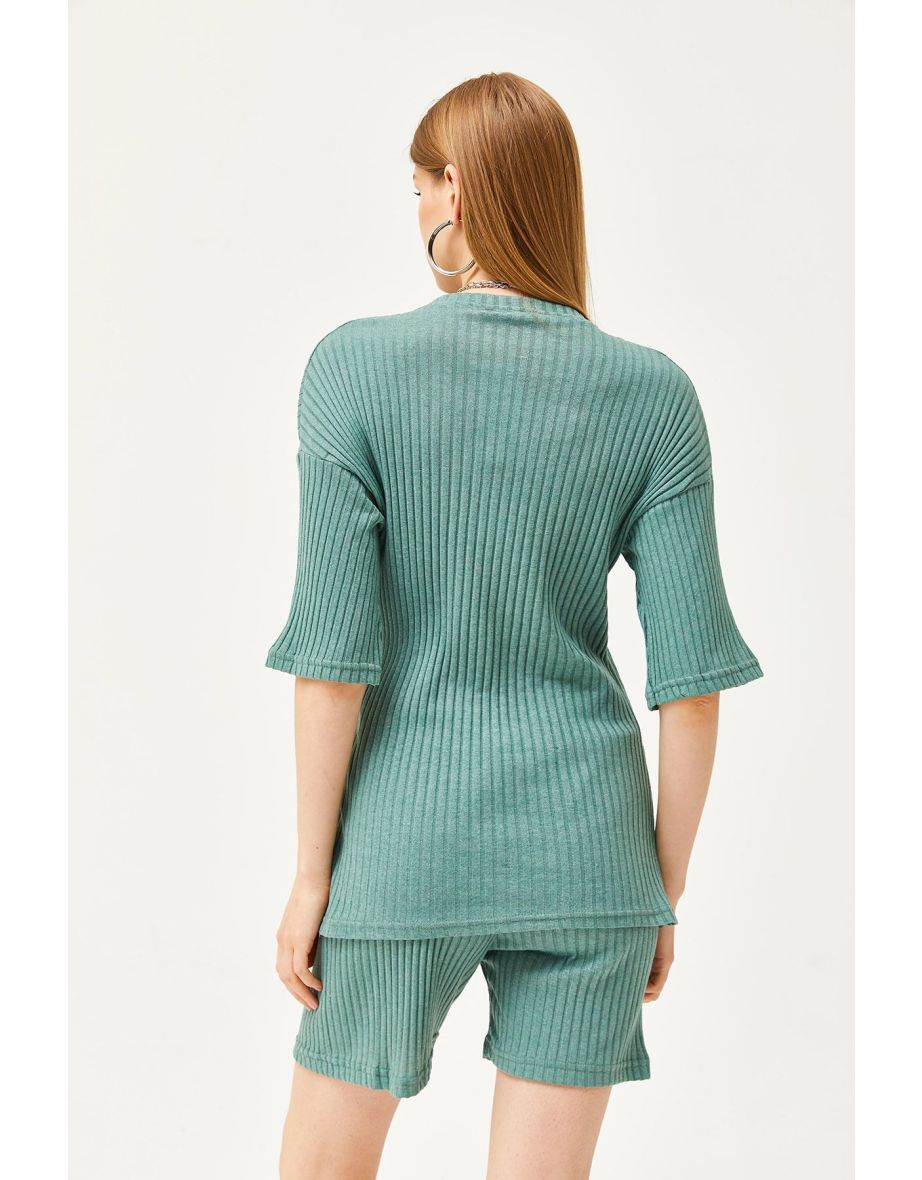 Women's Green Green Bottom Short Tights Top Loose Blouse Set - 4