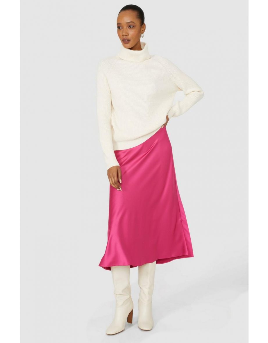 Zaras SatinFinish Mini Skirt  Spring Style  TASHA ANWI