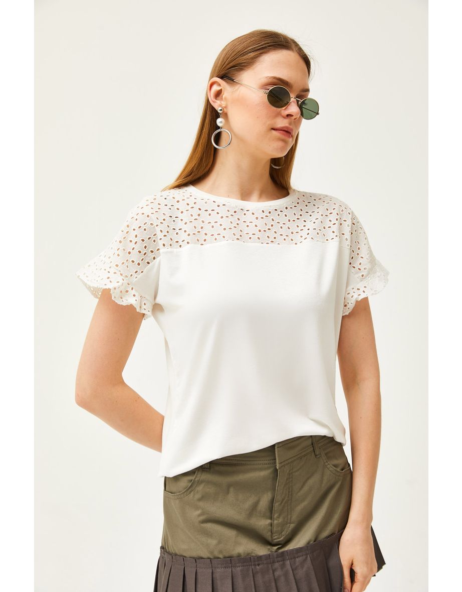 Women's Ecru Scalloped Flare Sleeve T-shirt