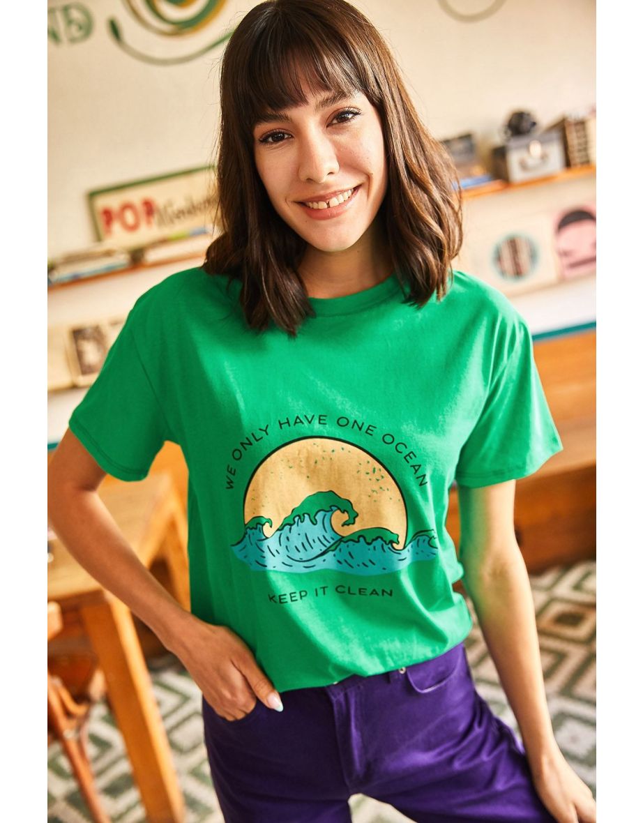 Women's Grass Green Ocean T-Shirt