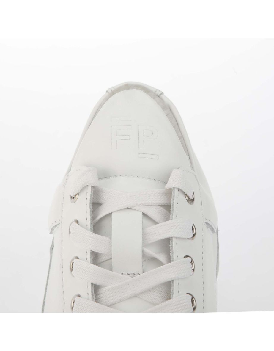 Women's Filling Pieces Low Top Ripple Tonal Trainers in White - 4