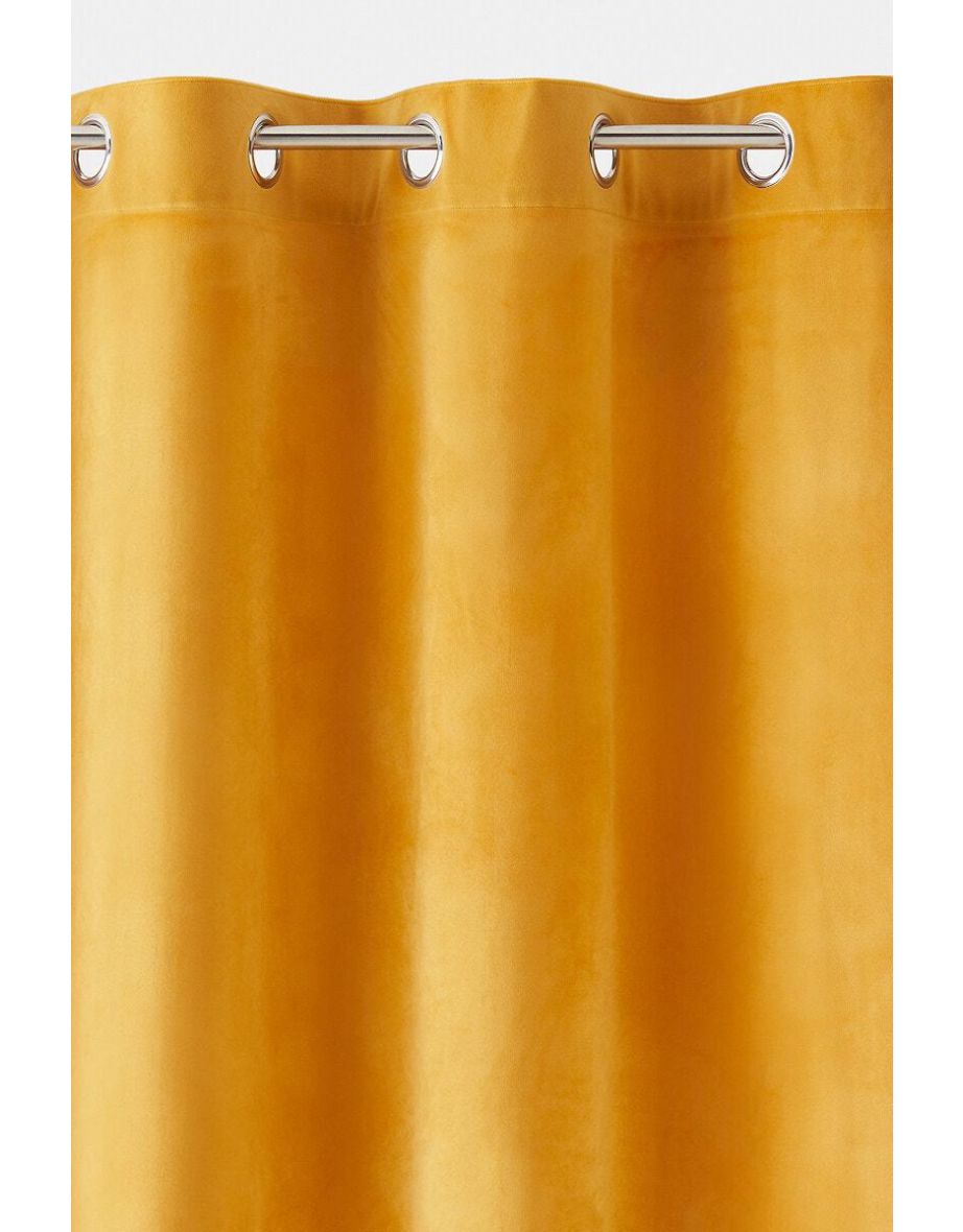 Balzain Velvet Eyelet Curtain