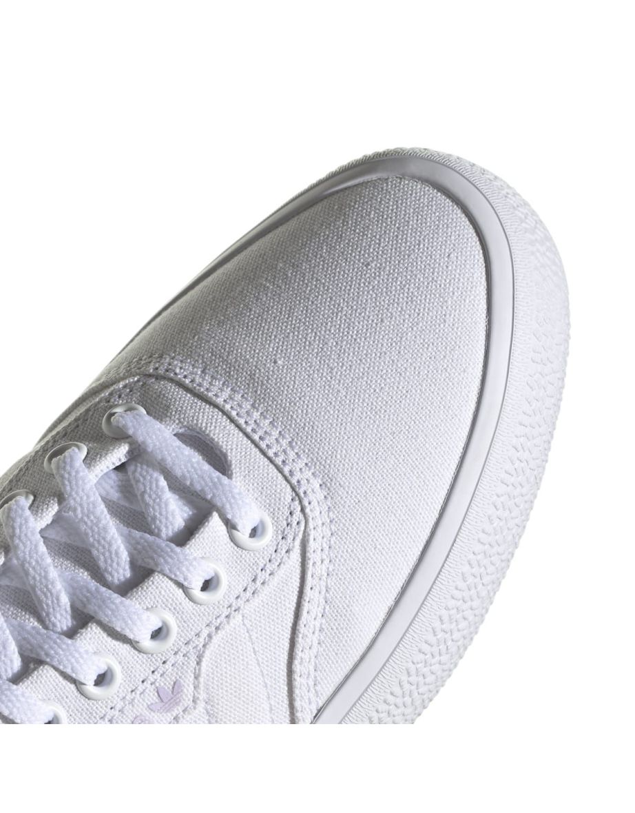Men's adidas Originals 3MC Vulcanized Trainers in White - 8