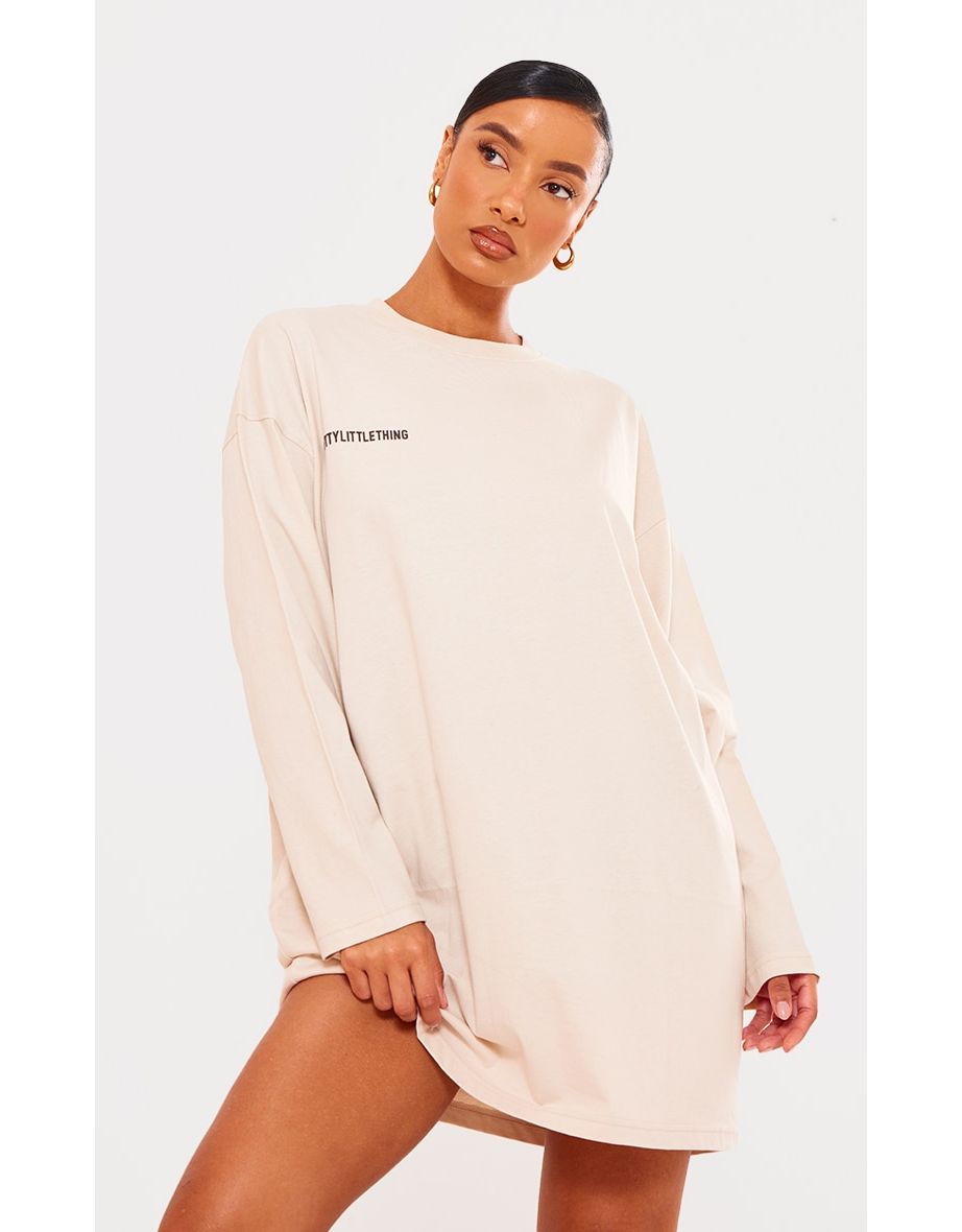 Buy Dresses Prettylittlething in Bahrain VogaCloset