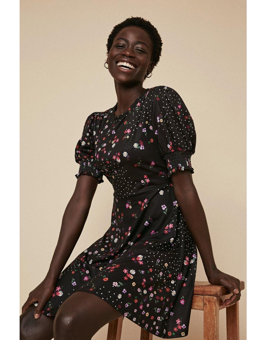 Buy Dresses Oasis in Qatar VogaCloset