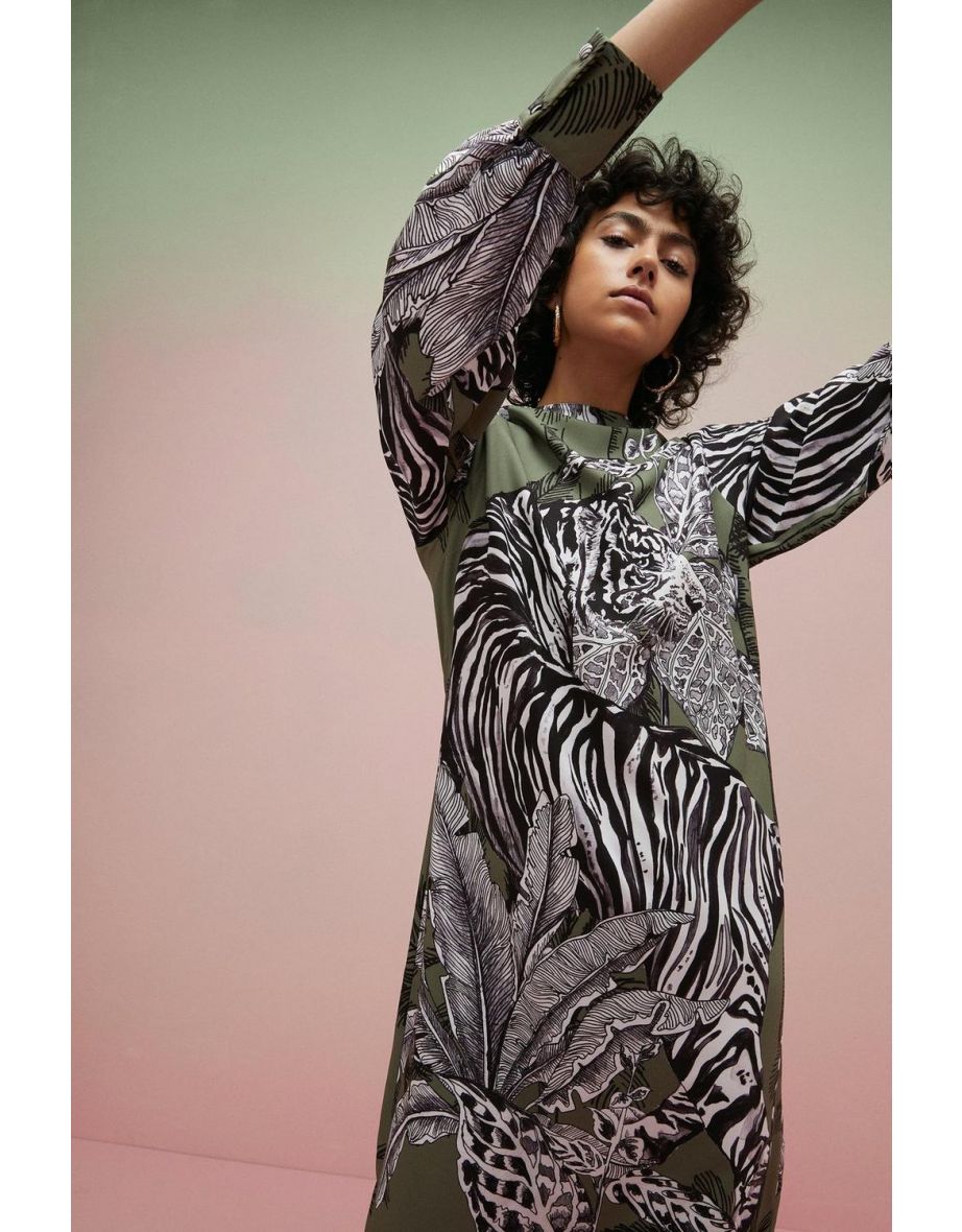 Buy Dresses Oasis in Oman VogaCloset