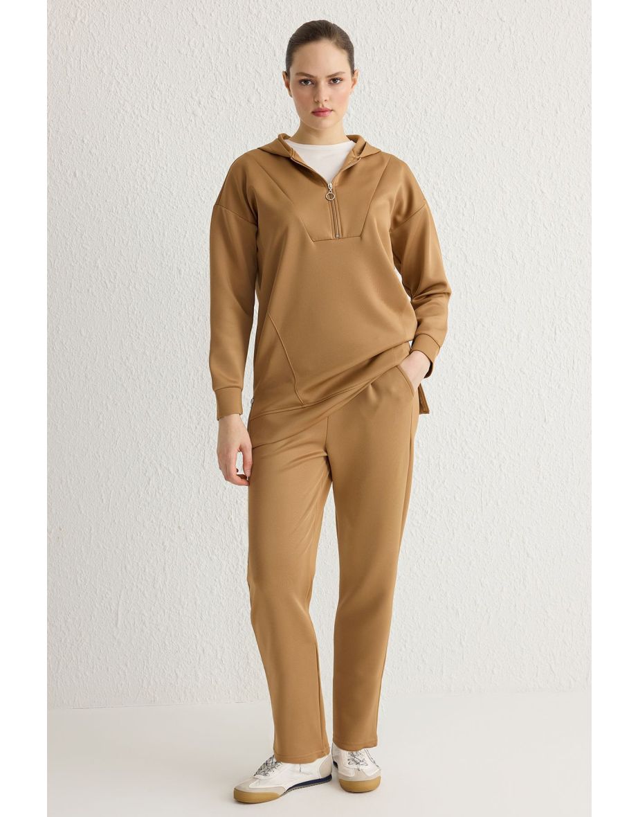Brown Front Zippered Soft Texture Scuba Oversize Knitted Tracksuit