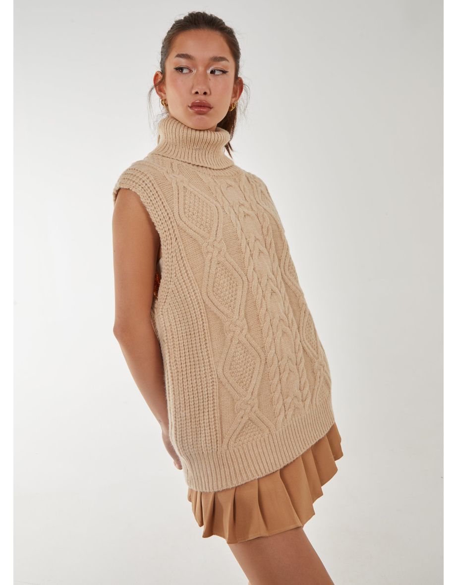 Sleeveless Knit Turtleneck
