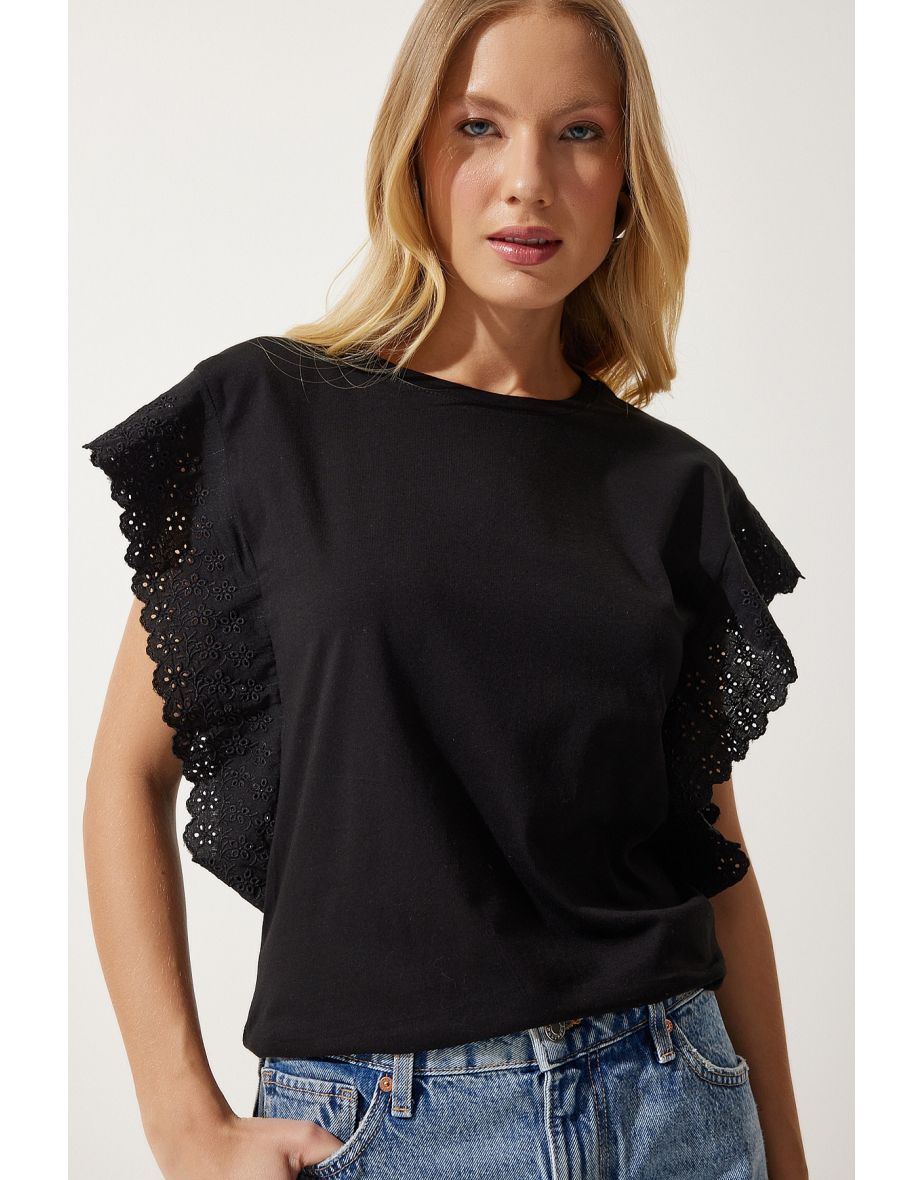 Women's Black Scalloped Knitted Blouse