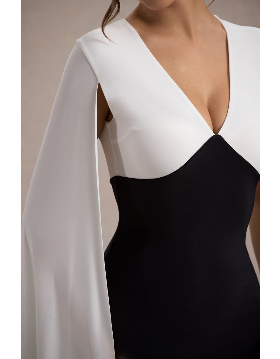 Grace Kelly | Black & White Plunge-Neck Maxi Dress With Cape Sleeves - 6