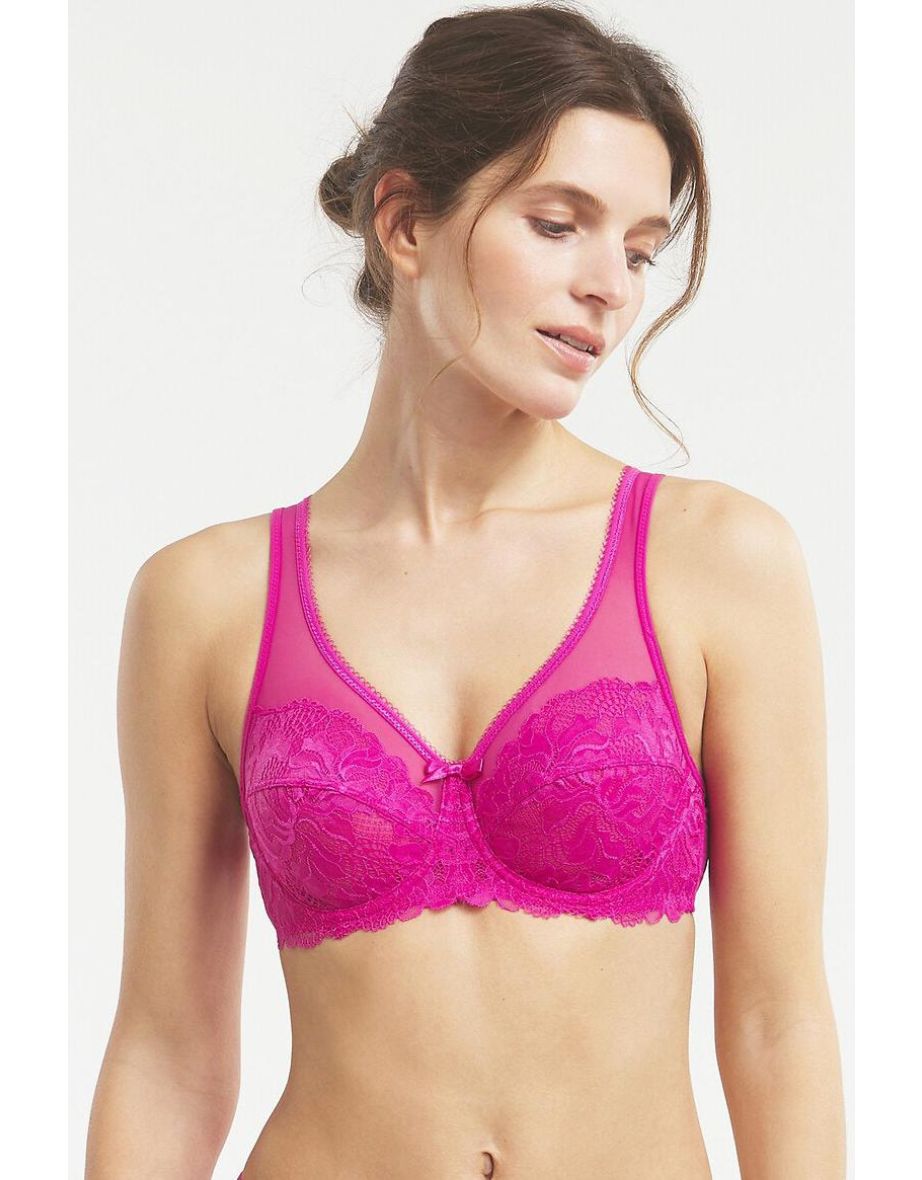 Generous Lace Full Cup Bra