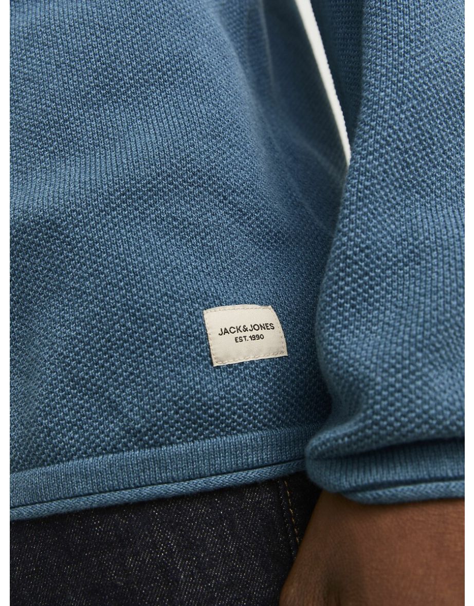 Lightweight Crew Neck Jumper/Sweater in Structured Knit - 5
