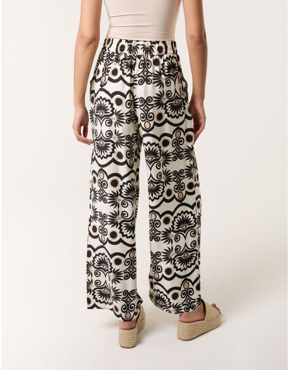 Printed Wide Leg Trousers - 3
