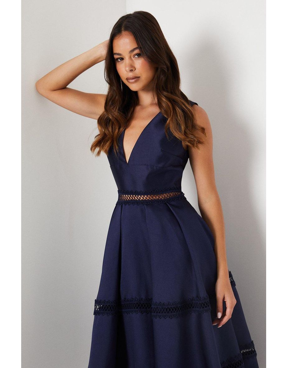 Plunge Neck Twill Midi Dress With Lace Trims - 3