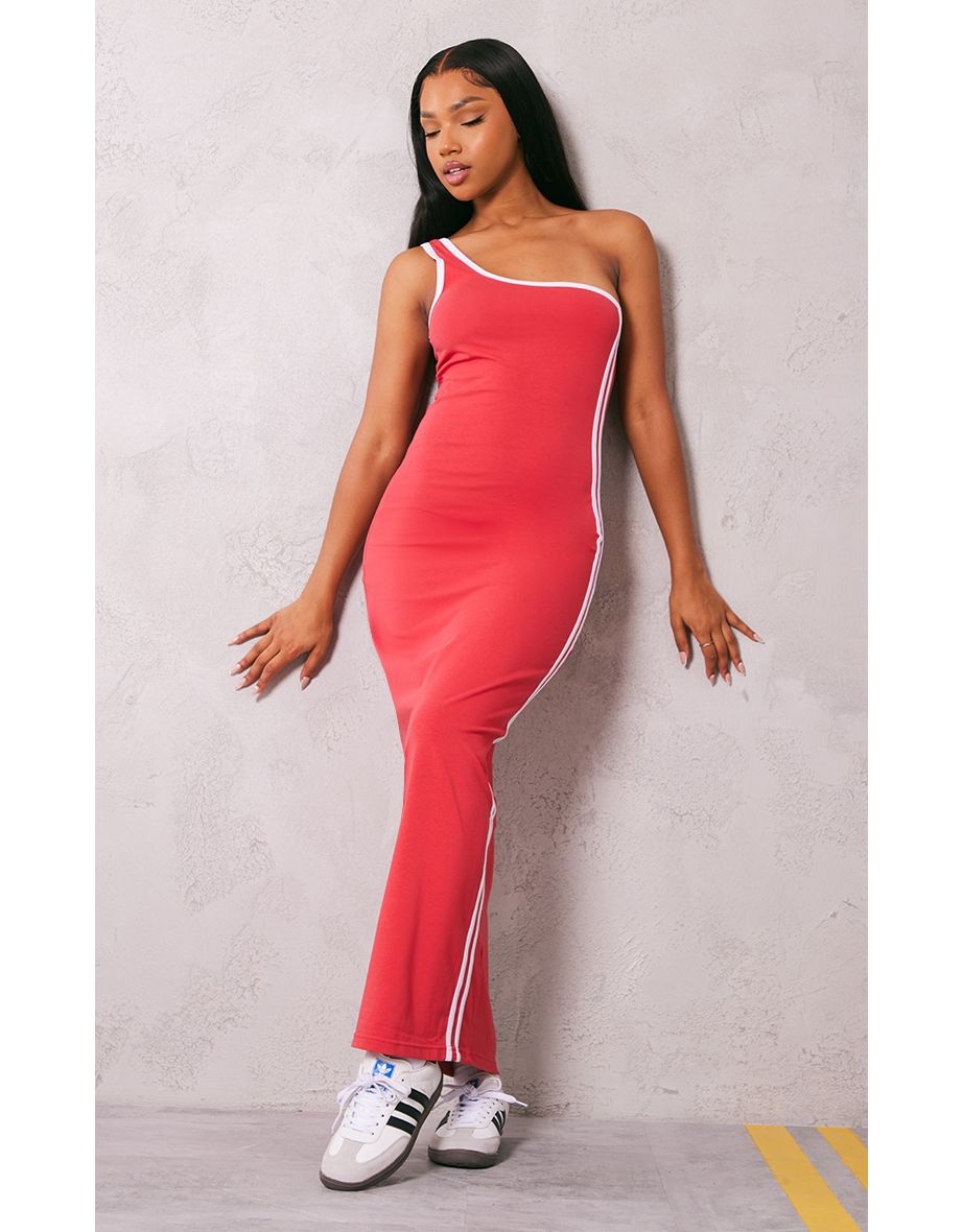 Buy Prettylittlething Dresses in Saudi, UAE, Kuwait and Qatar