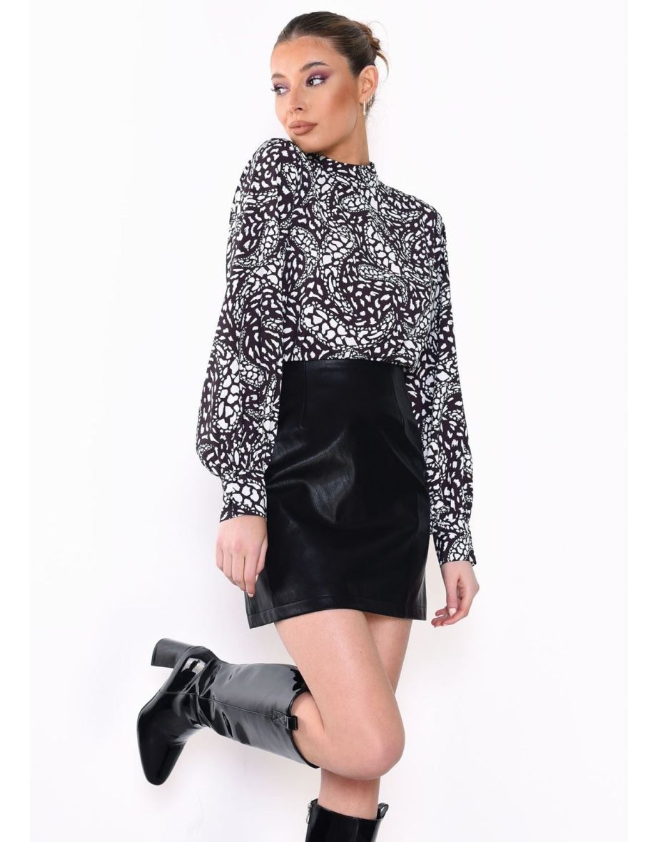 Abstract Mono Long-Sleeve Printed Blouse - 3