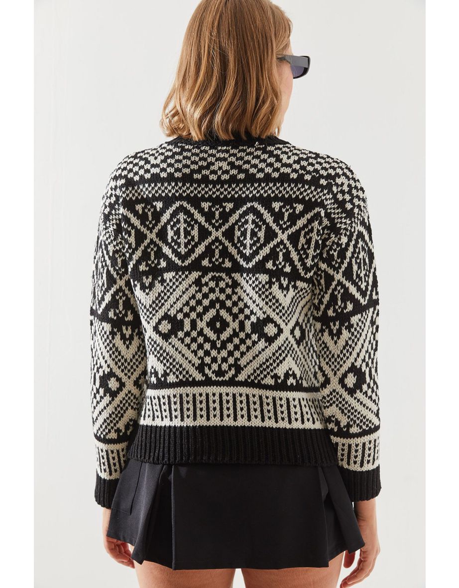 Women's Jacquard Sweater - 5