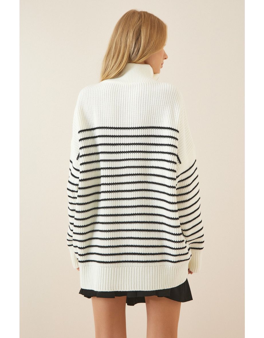 Women's Ecru Black Zipper Stand-Up Collar Striped Oversized Sweater - 5