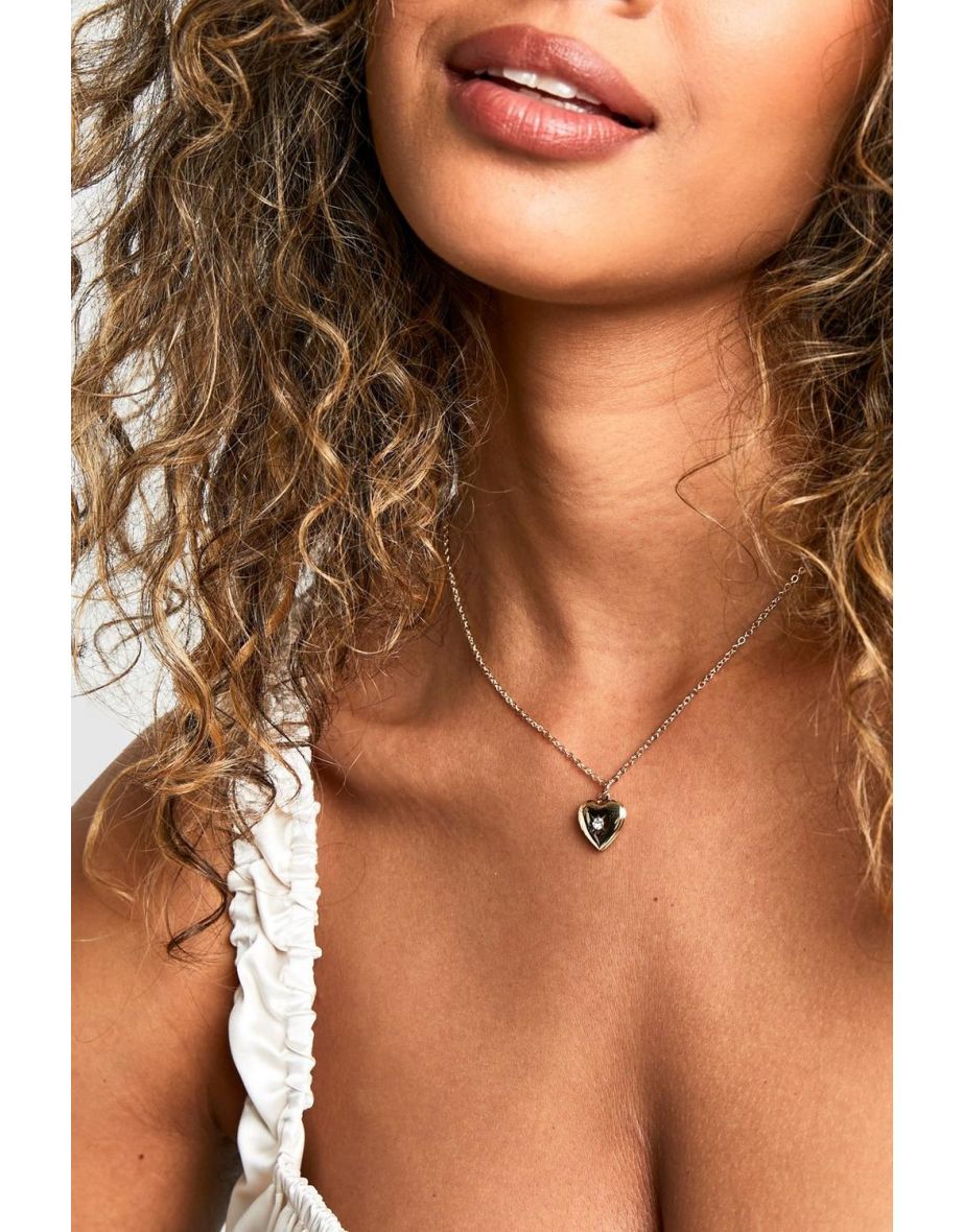 Delicate Heart Pendant Necklace - gold