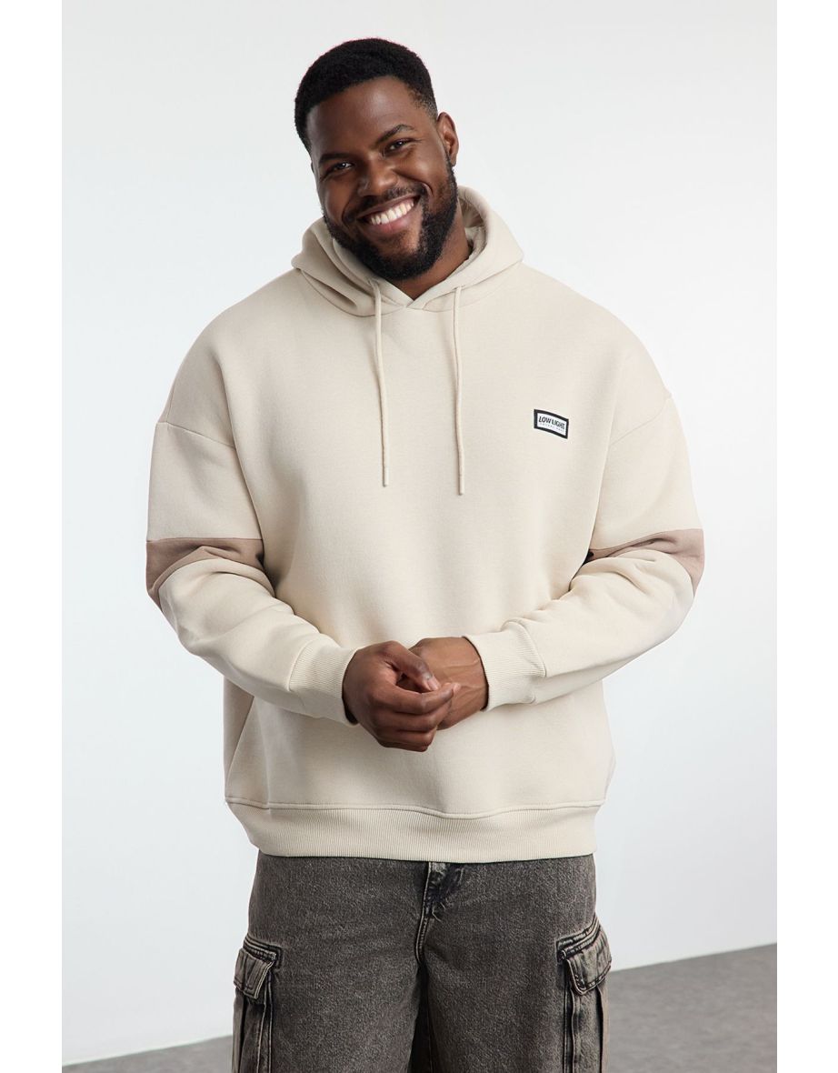 Plus Size Oversize/Wide Cut Hooded Fleece Inside Sweatshirt